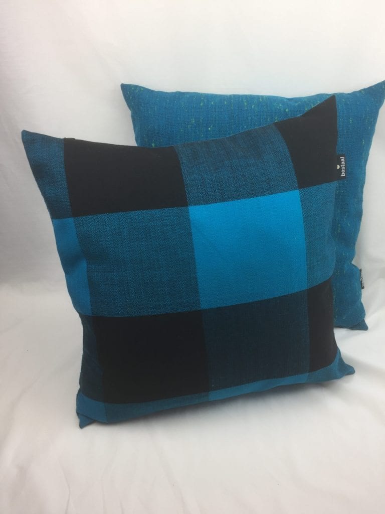 blok turquoise zwart effen