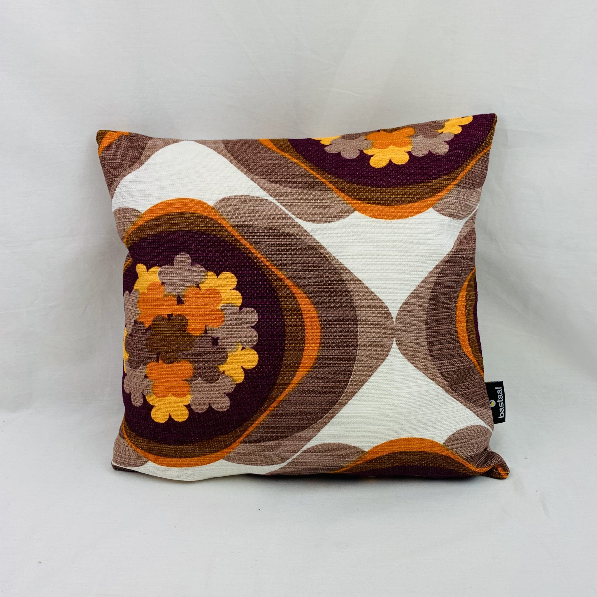 paars oranje kussen retro