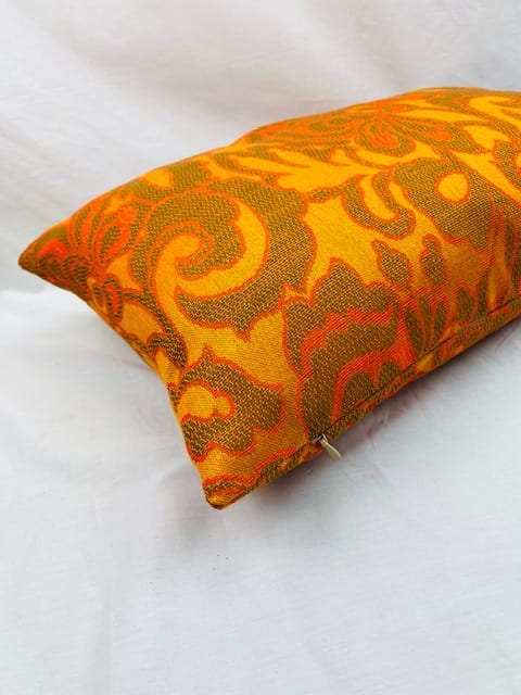 kussen geweven stof oranje