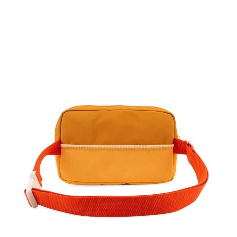 ruime heuptas kleurrijk