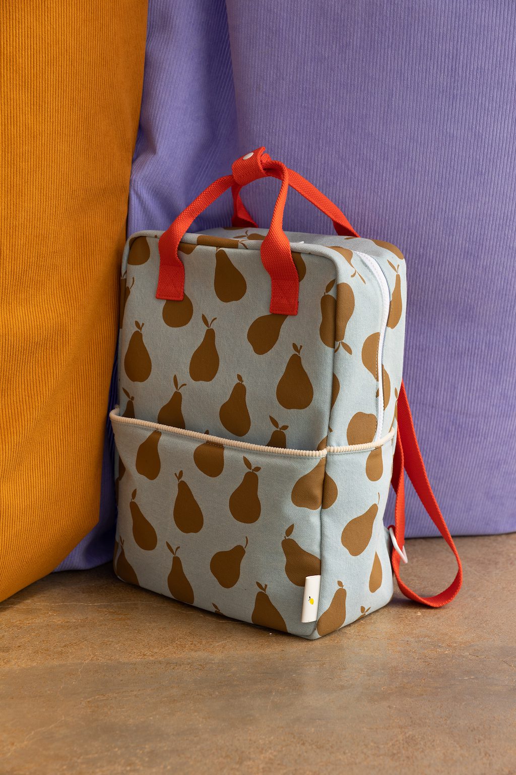 ruime rugtas van spijkerstof