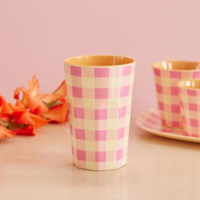 grote melamine beker roze ruitjes