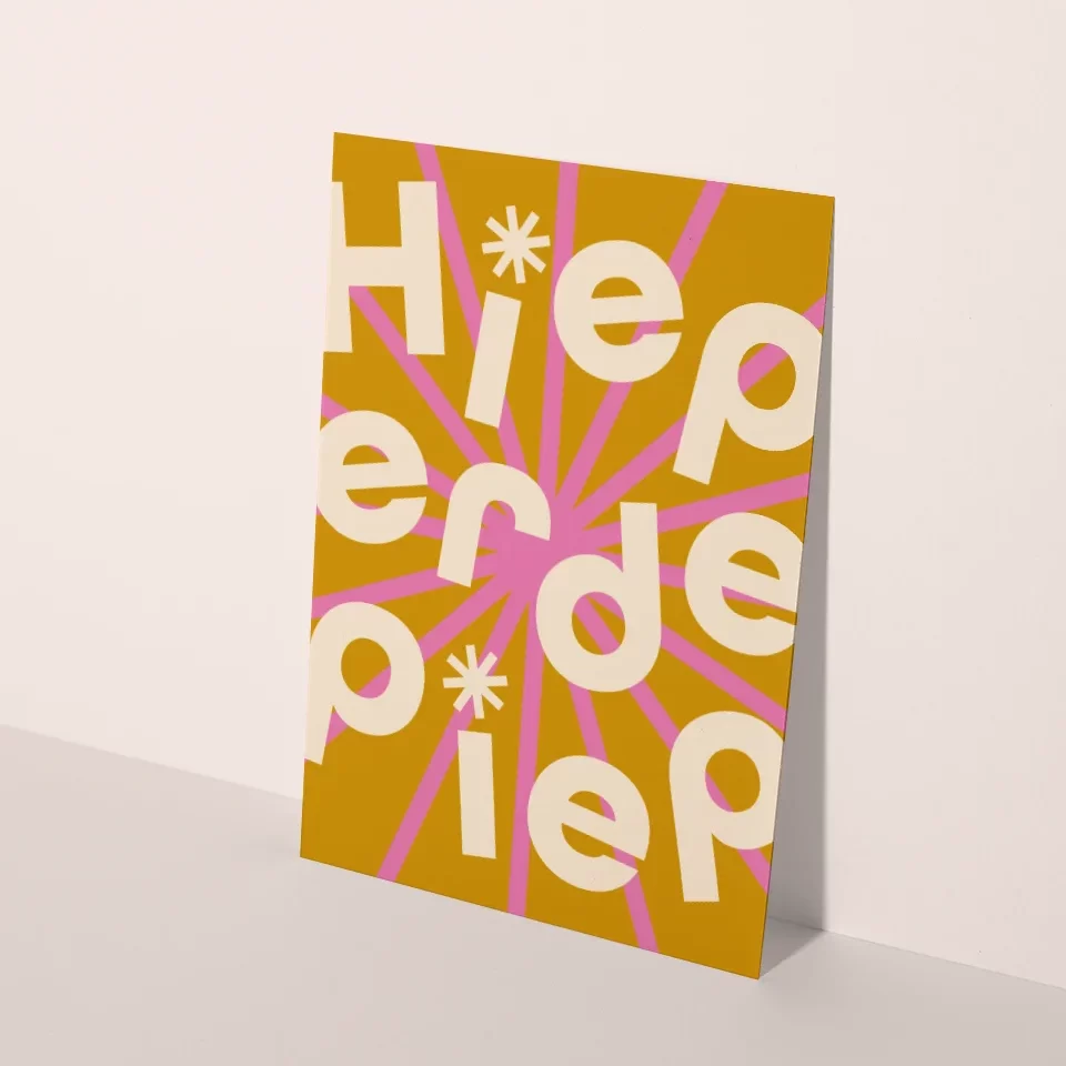 felicitatiekaart verjaardag geel met letters