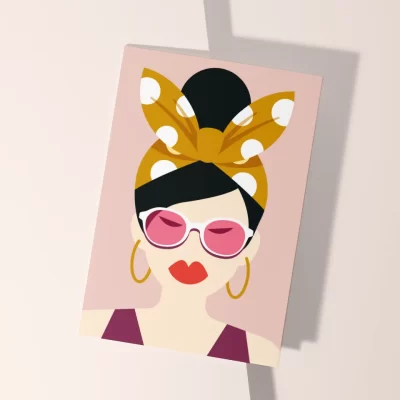 ansichtkaart met hippe retro dame