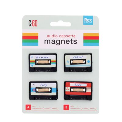 set van 4 magneetjes in de vorm van cassettebandje