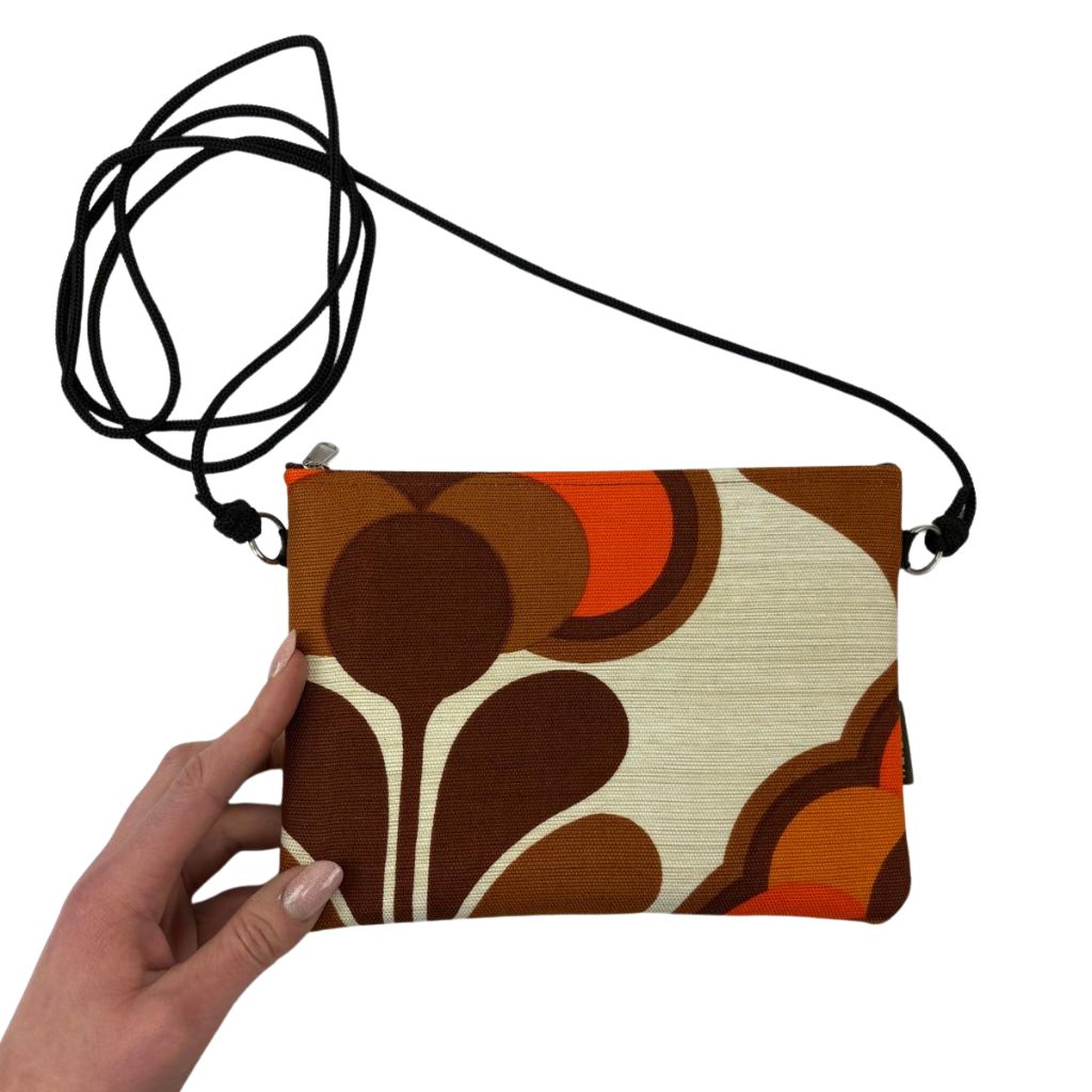 klein schoudertasje met rits van vintage stof oranje bruin bloem