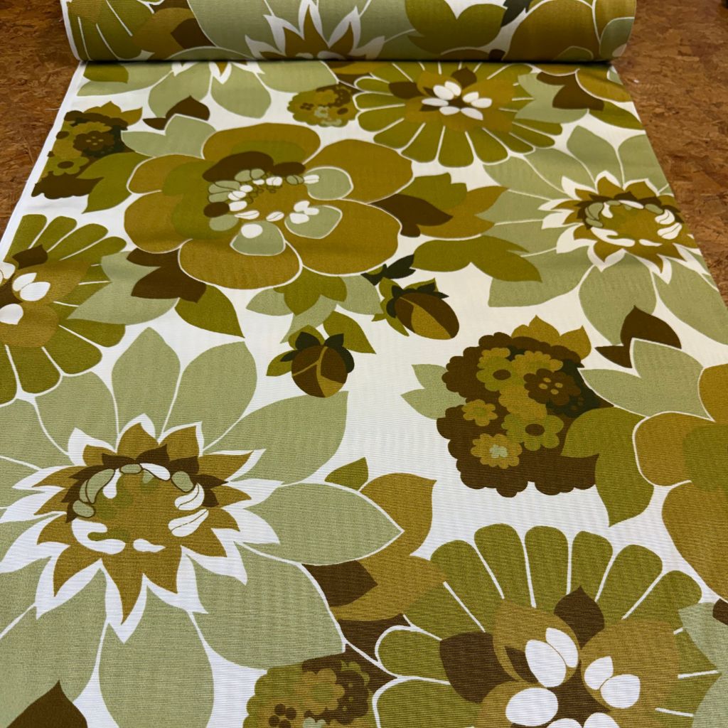 Aristo vintage stof met groene bloemen