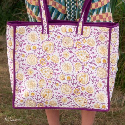 ruime shopper met bloemen geel paars en doorgestikt