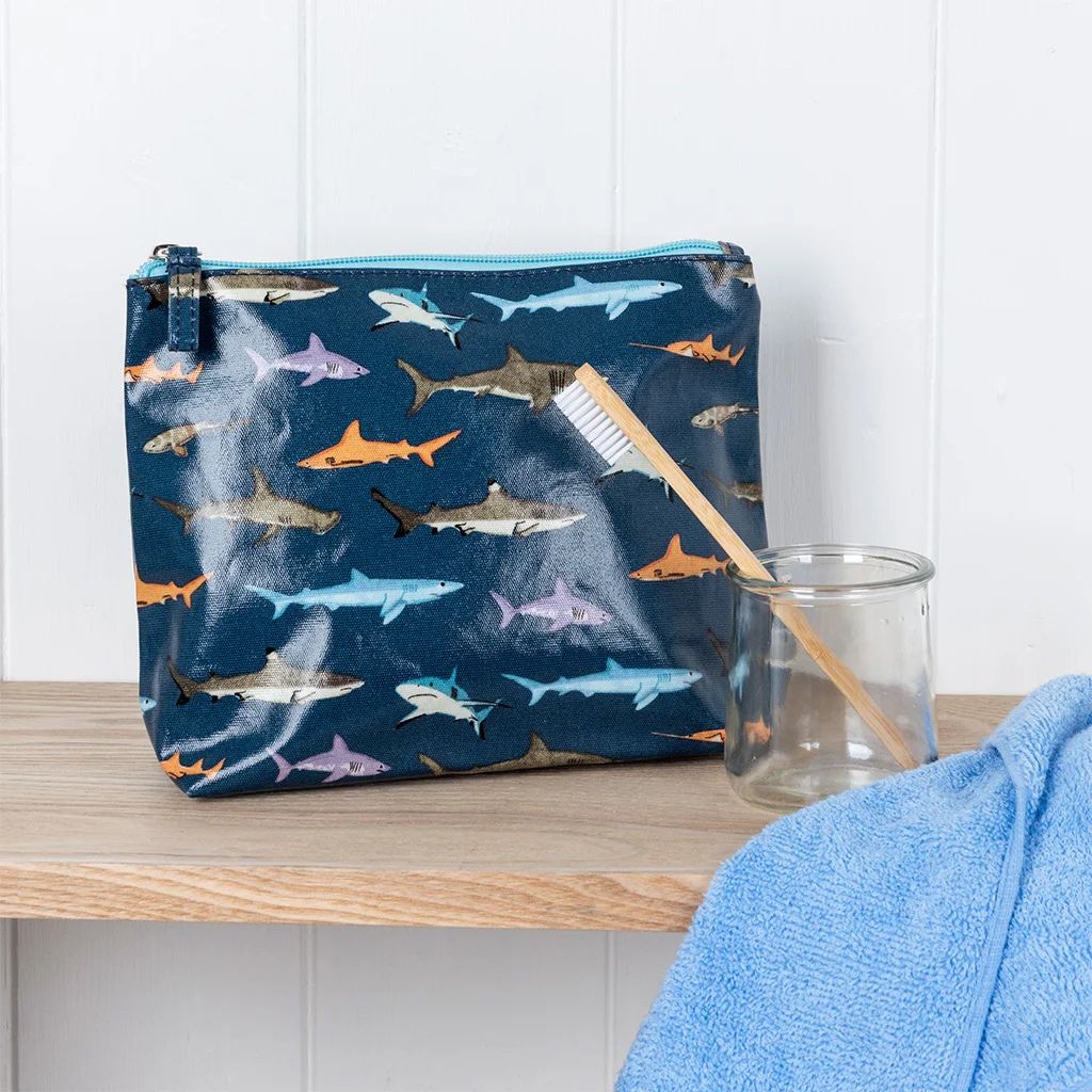kinder toilettas met sharks